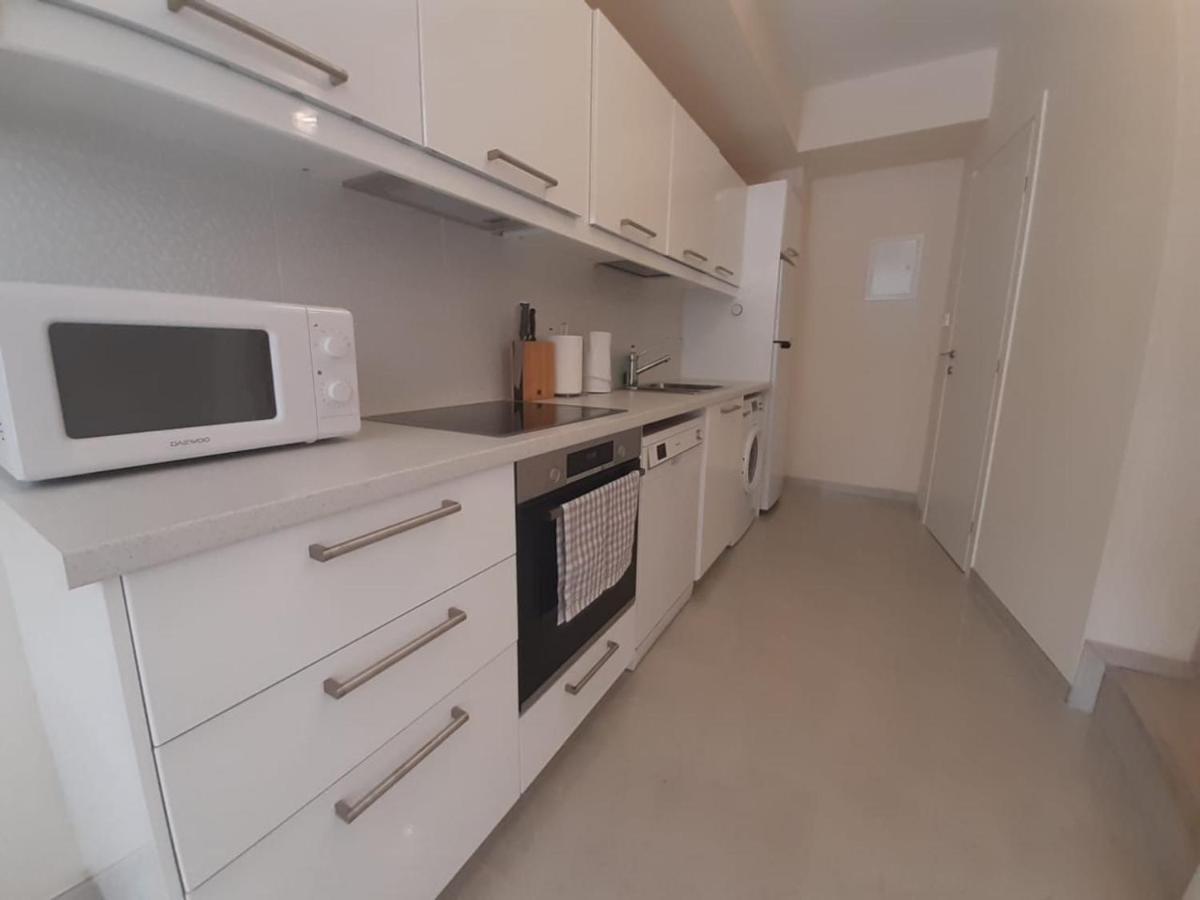 Galatex Beach Apartment Лімасол Екстер'єр фото