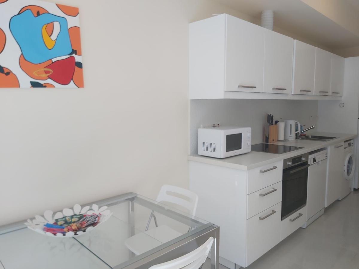 Galatex Beach Apartment Лімасол Екстер'єр фото