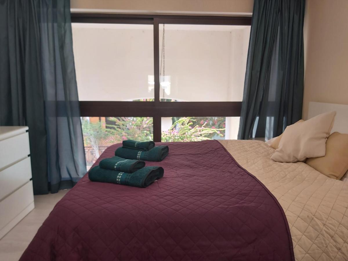 Galatex Beach Apartment Лімасол Екстер'єр фото