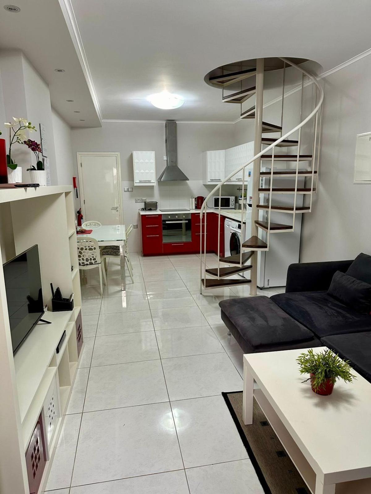 Galatex Beach Apartment Лімасол Екстер'єр фото