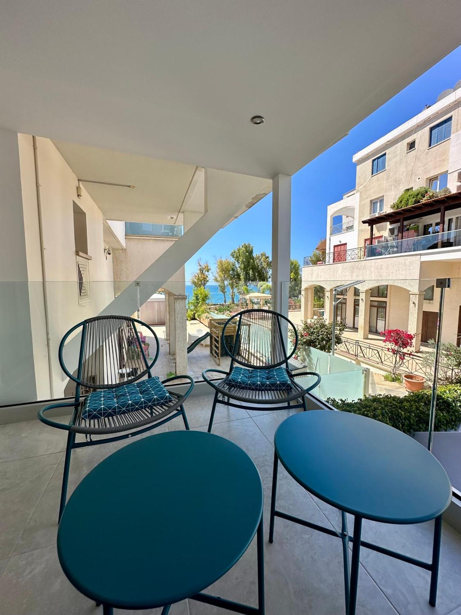 Galatex Beach Apartment Лімасол Екстер'єр фото