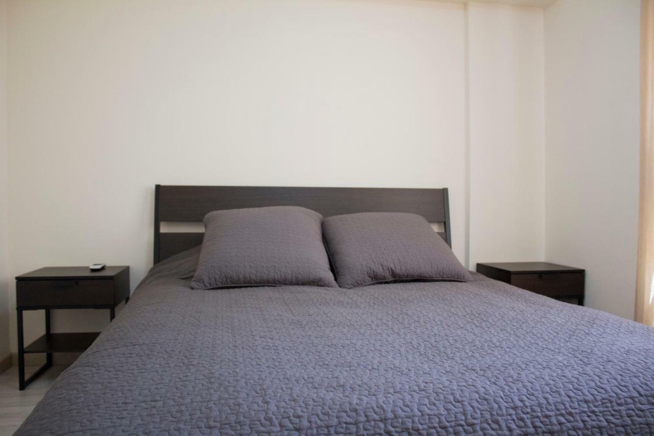 Galatex Beach Apartment Лімасол Екстер'єр фото